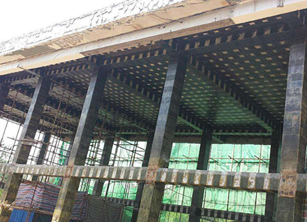 柱、梁、板粘贴碳纤维施工